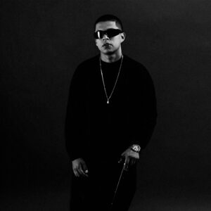 elnikoarias 1600x1600 (1)